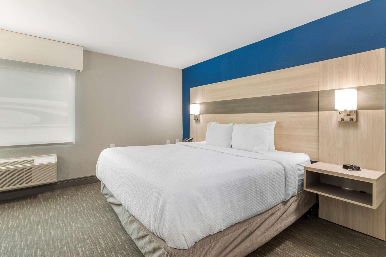 Best Western Plus Magnolia Inn & Suites